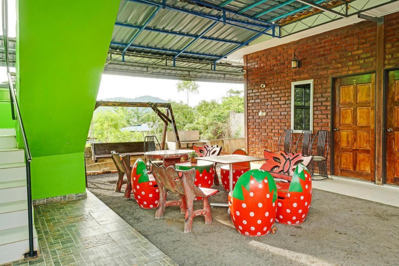 Oyo 90462 Padang Besar Green Inn Exterior foto