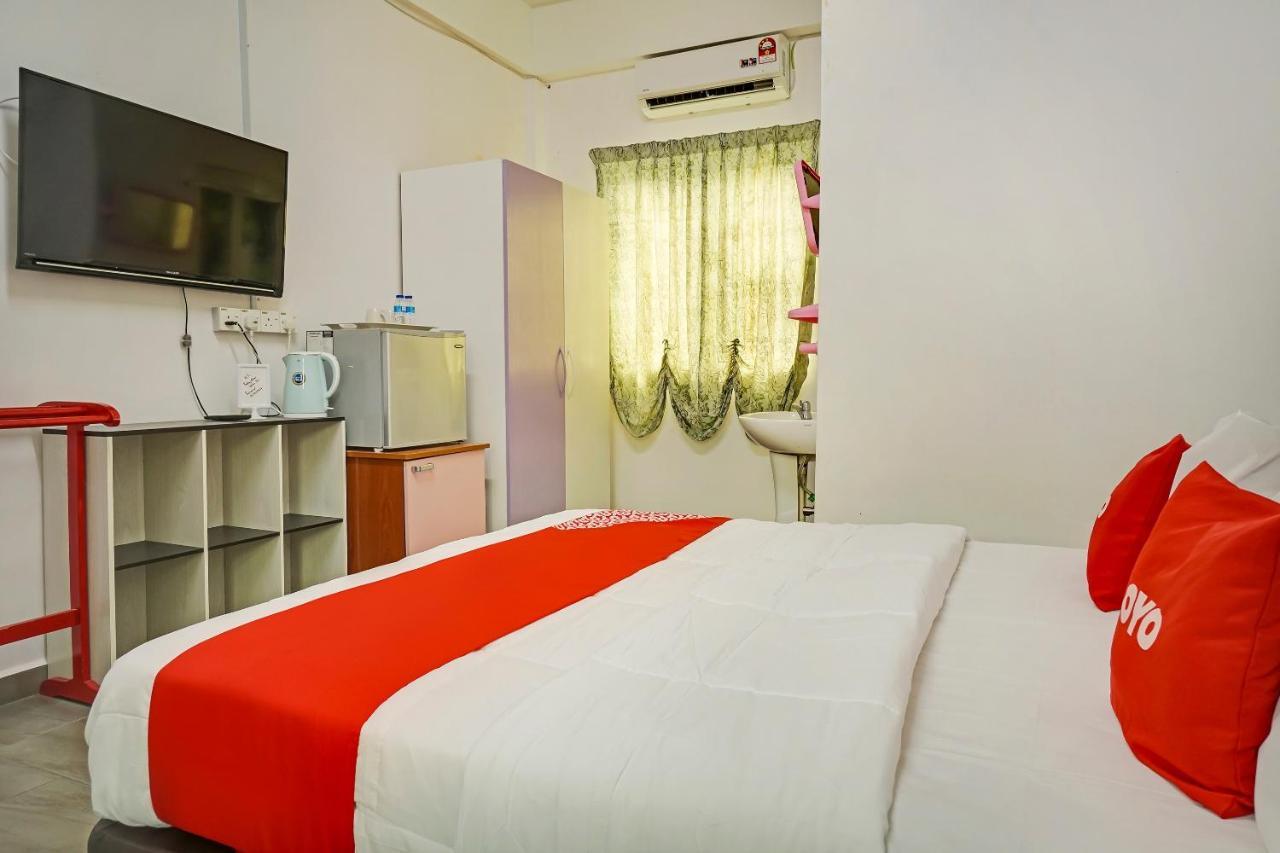 Oyo 90462 Padang Besar Green Inn Exterior foto
